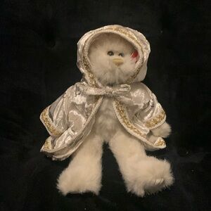 Ty Attic Treasures Collection. Gwyndolyn the Bear.